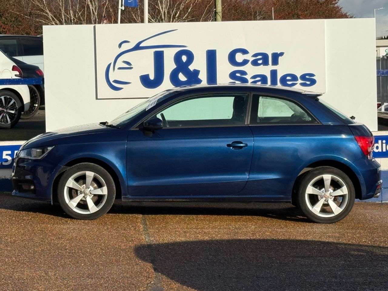 2015 AUDI A1 2015 AUDI A1