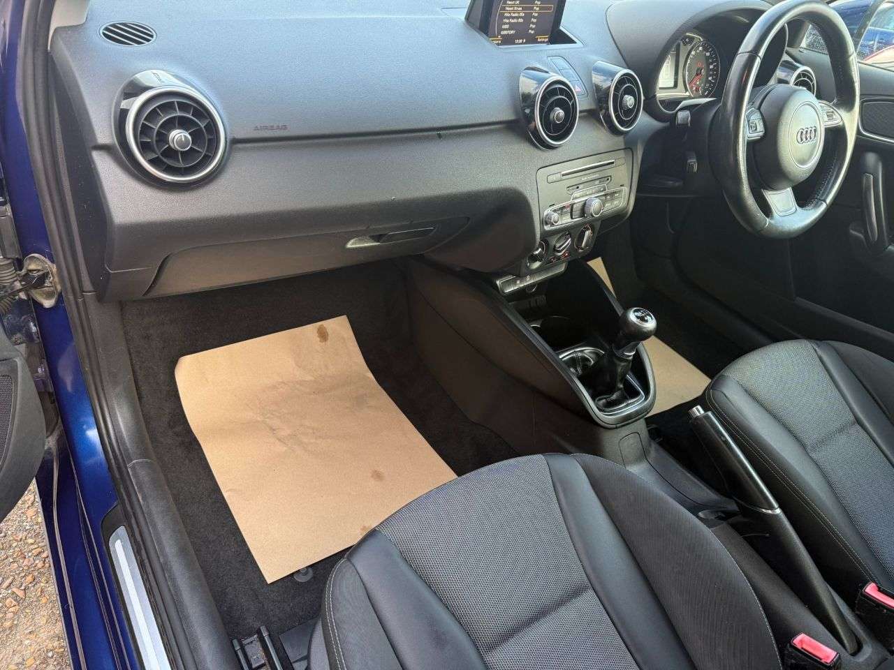 2015 AUDI A1 2015 AUDI A1