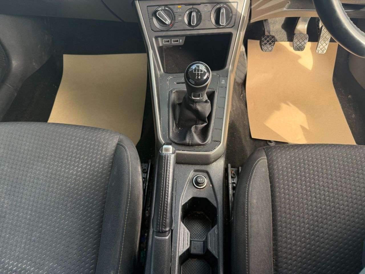 2018 VOLKSWAGEN POLO 2018 VOLKSWAGEN POLO