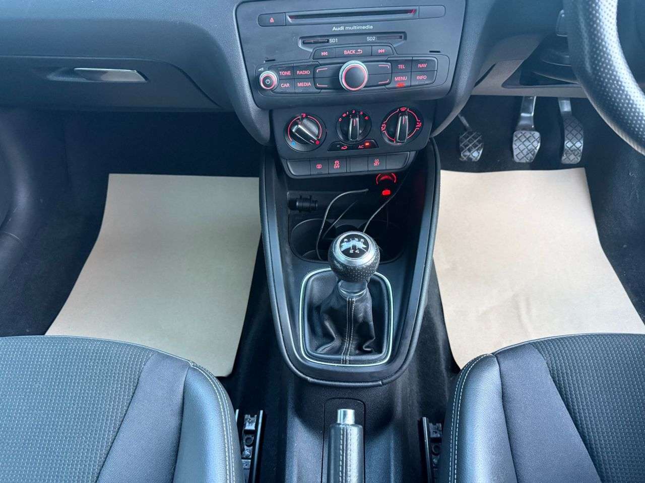 2014 AUDI A1 2014 AUDI A1