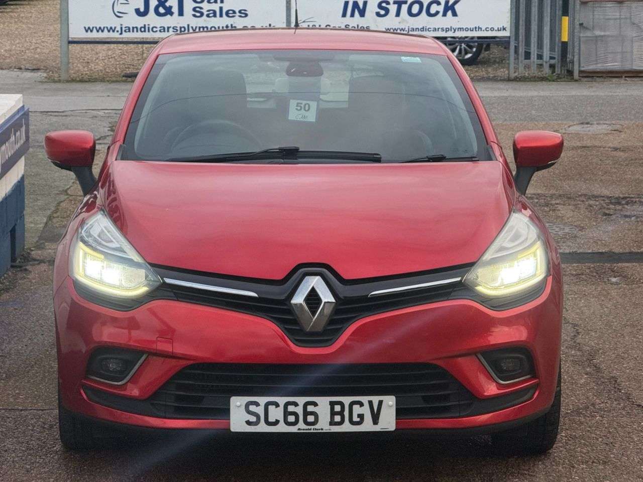 2016 RENAULT CLIO 2016 RENAULT CLIO