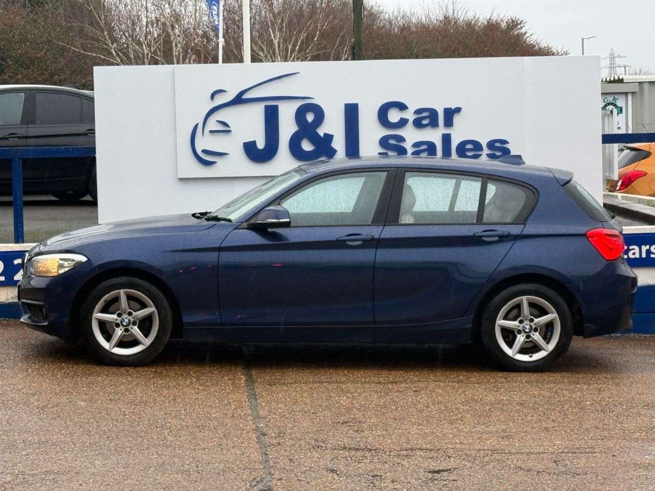 2018 BMW 1 SERIES 2018 BMW 1 SERIES