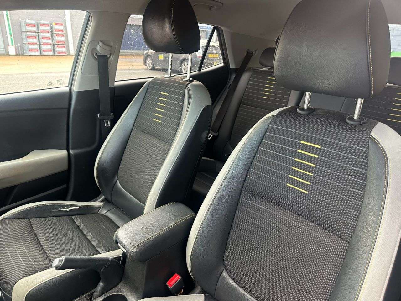 2019 KIA STONIC 2019 KIA STONIC