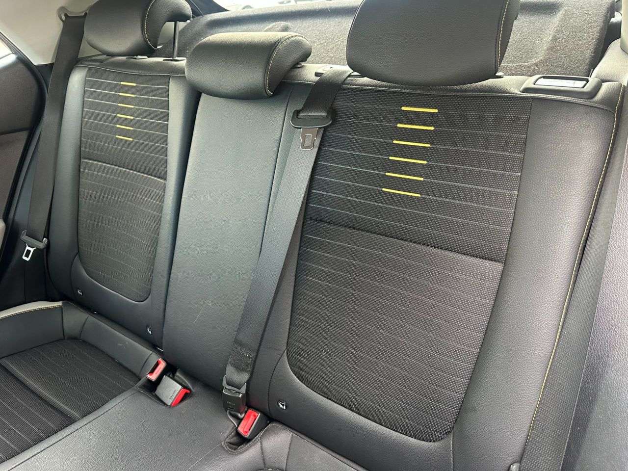 2019 KIA STONIC 2019 KIA STONIC