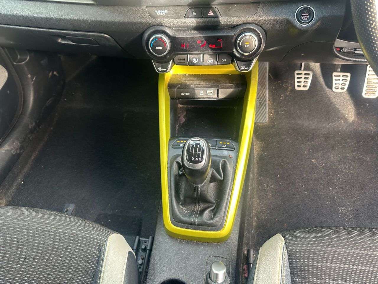 2019 KIA STONIC 2019 KIA STONIC