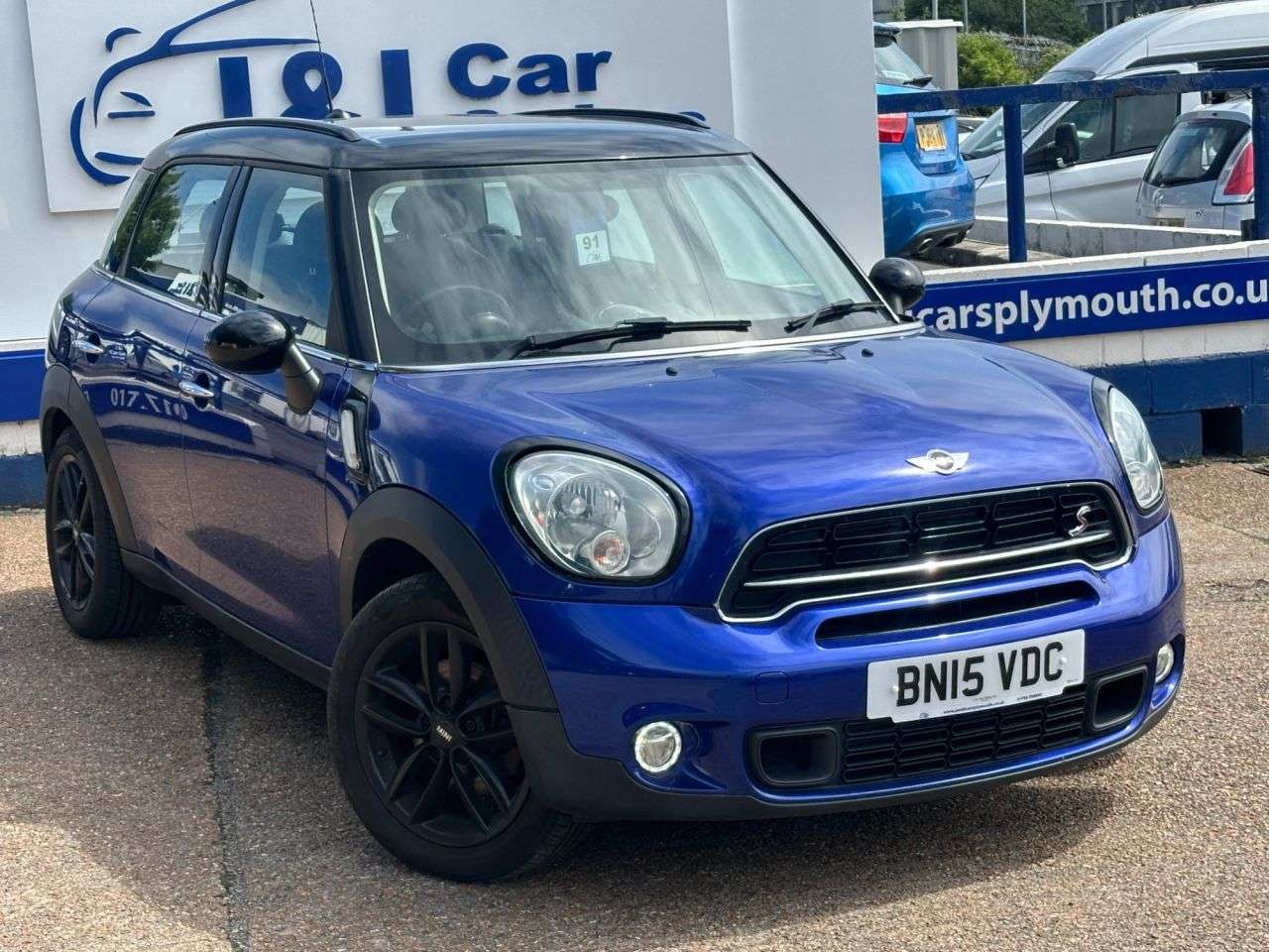 A 2015 MINI COUNTRYMAN 2.0 Cooper SD SUV 5dr Diesel Auto Euro 5 (143 ps) GREAT SERVICE HISTORY WIT A 2015 MINI COUNTRYMAN 2.0 Cooper SD SUV 5dr Diesel Auto Euro 5 (143 ps) GREAT SERVICE HISTORY WIT