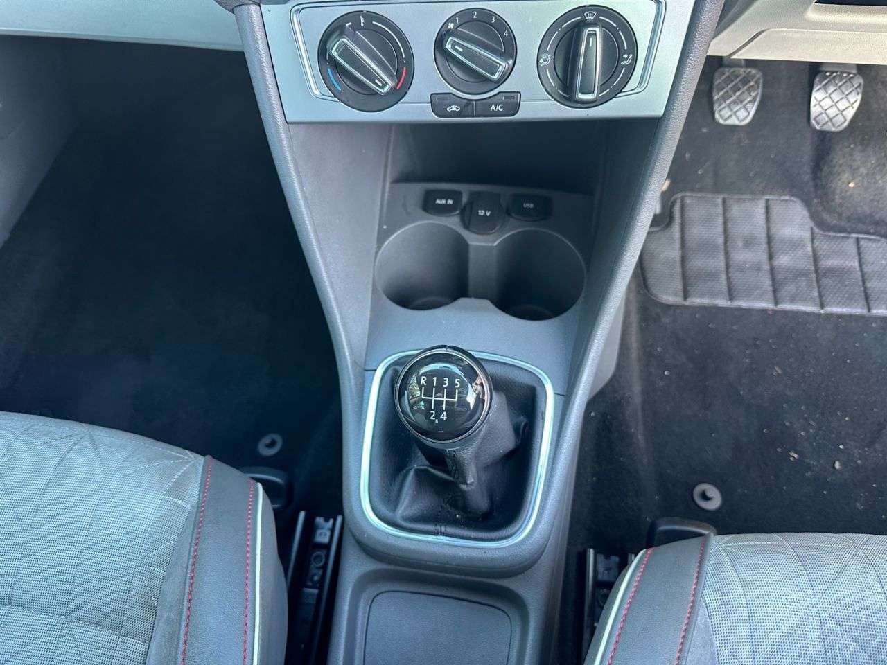 2017 VOLKSWAGEN POLO 2017 VOLKSWAGEN POLO