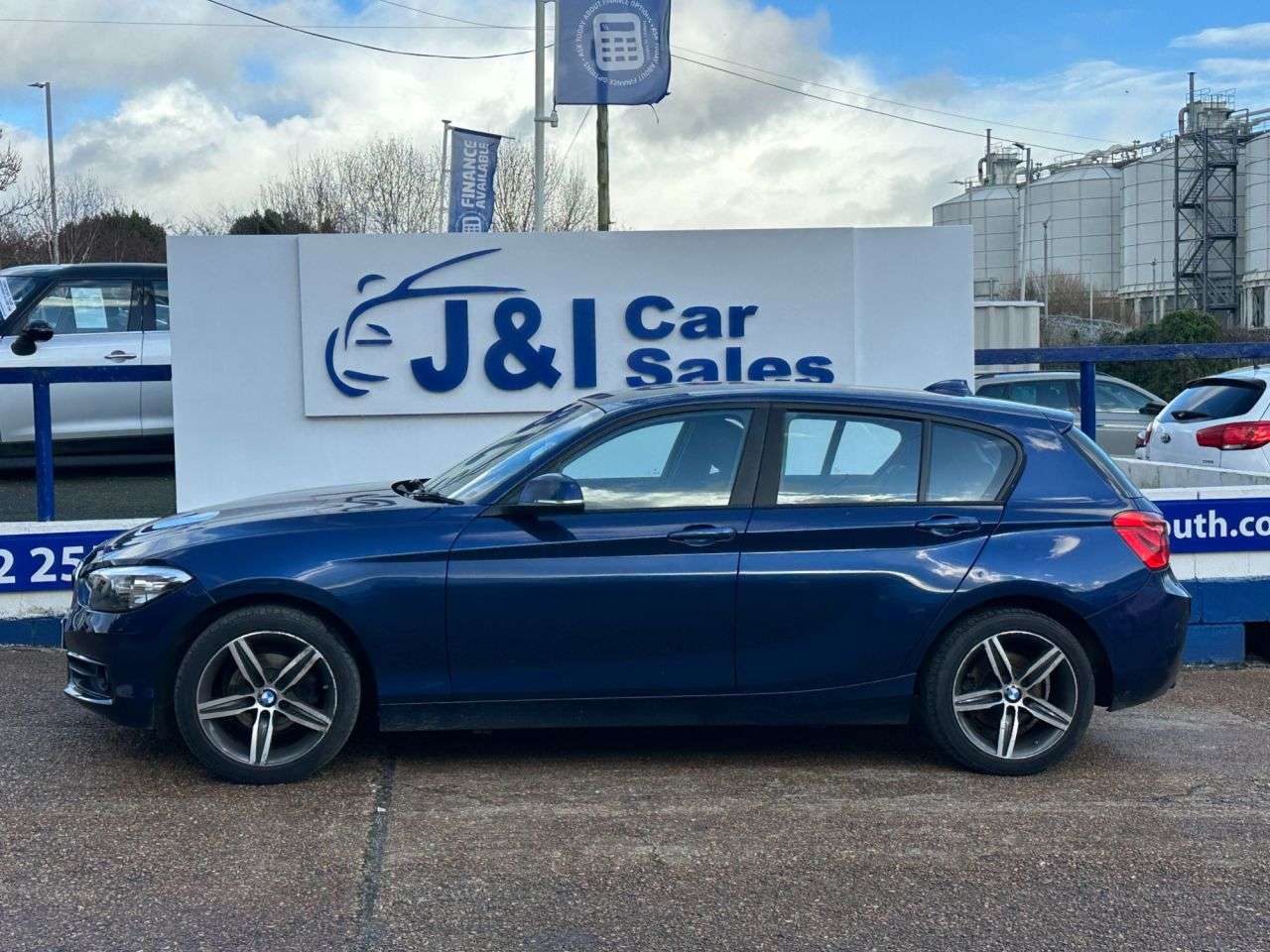 A 2017 BMW 1 SERIES 1.5 118i Sport Hatchback 5dr Petrol Manual Euro 6 (s/s) (136 ps) GREAT SERV A 2017 BMW 1 SERIES 1.5 118i Sport Hatchback 5dr Petrol Manual Euro 6 (s/s) (136 ps) GREAT SERV