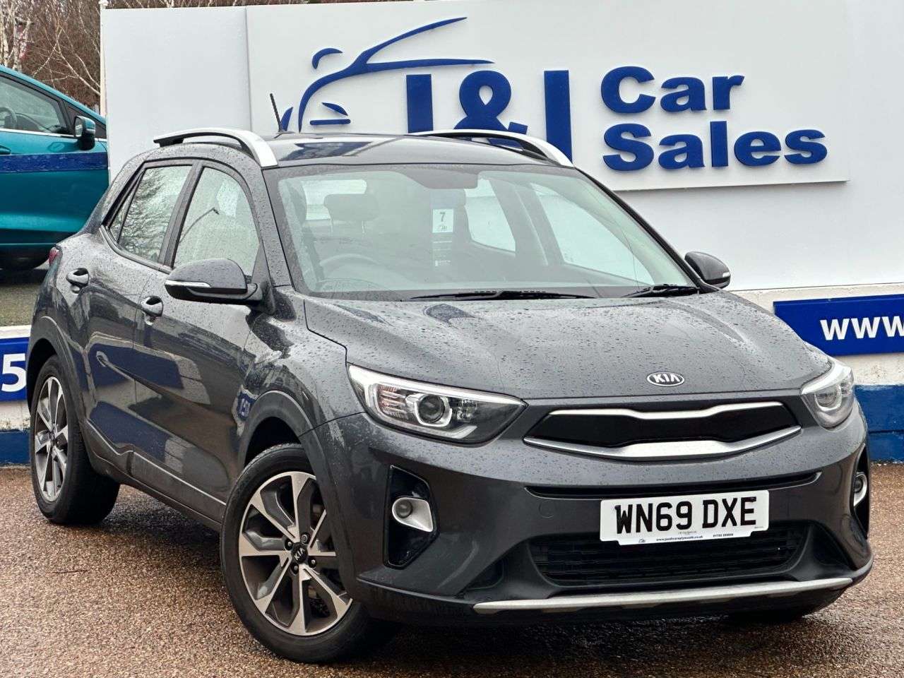 A 2019 KIA STONIC 1.4 2 SUV 5dr Petrol Manual Euro 6 (s/s) (98 bhp) GREAT SERVICE HISTORY WIT A 2019 KIA STONIC 1.4 2 SUV 5dr Petrol Manual Euro 6 (s/s) (98 bhp) GREAT SERVICE HISTORY WIT
