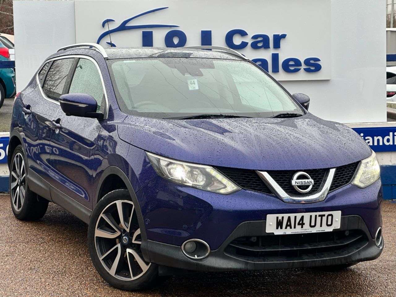 A 2014 NISSAN QASHQAI 1.2 DIG-T Tekna SUV 5dr Petrol Manual 2WD Euro 5 (s/s) (115 ps) GREAT SERVI A 2014 NISSAN QASHQAI 1.2 DIG-T Tekna SUV 5dr Petrol Manual 2WD Euro 5 (s/s) (115 ps) GREAT SERVI