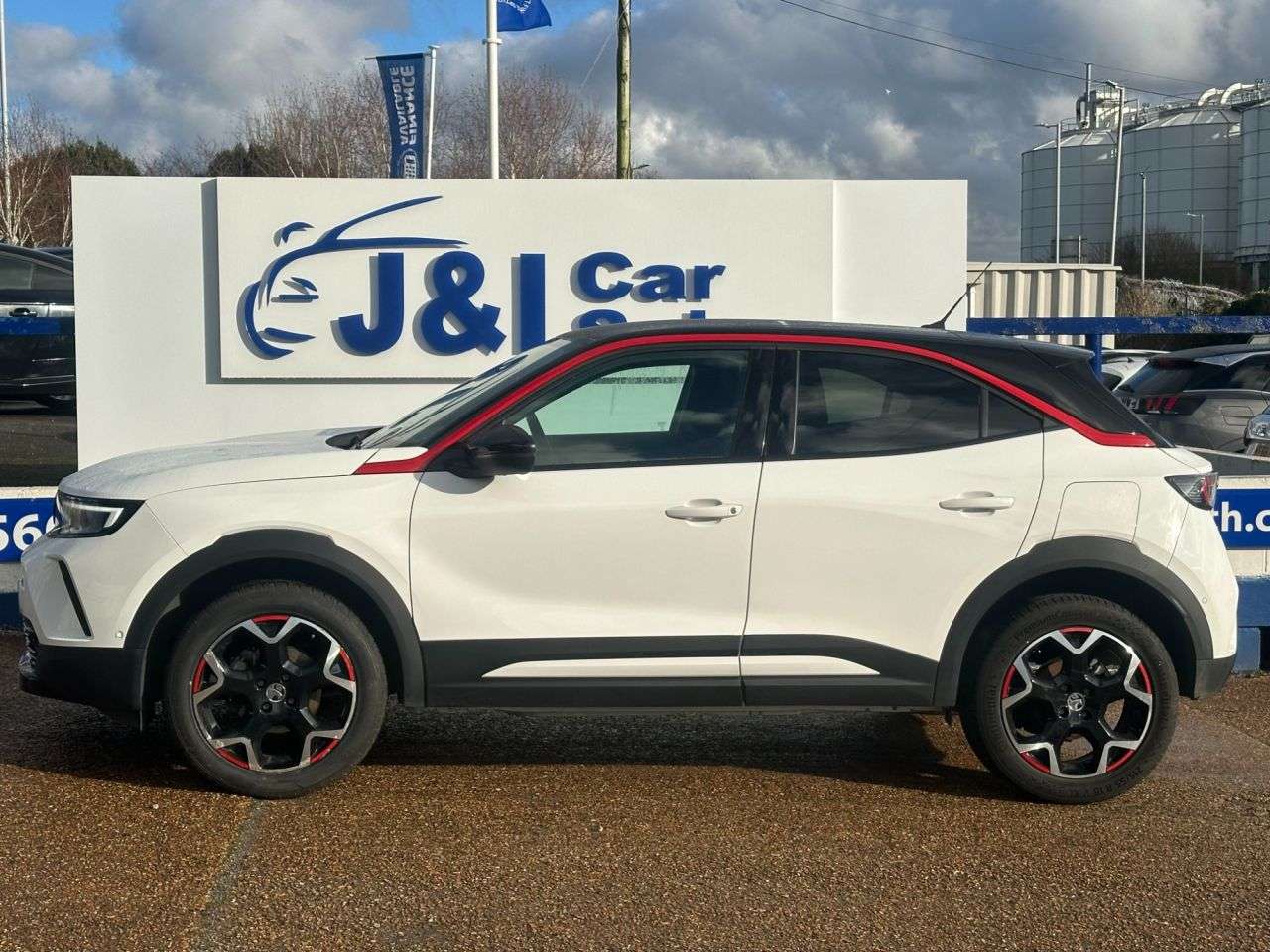A 2022 VAUXHALL MOKKA 1.2 Turbo SRi Premium SUV 5dr Petrol Manual Euro 6 (s/s) (130 ps) GREAT SER A 2022 VAUXHALL MOKKA 1.2 Turbo SRi Premium SUV 5dr Petrol Manual Euro 6 (s/s) (130 ps) GREAT SER
