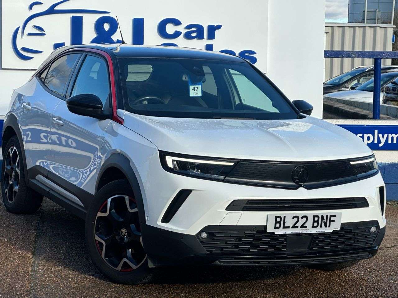 A 2022 VAUXHALL MOKKA 1.2 Turbo SRi Premium SUV 5dr Petrol Manual Euro 6 (s/s) (130 ps) GREAT SER A 2022 VAUXHALL MOKKA 1.2 Turbo SRi Premium SUV 5dr Petrol Manual Euro 6 (s/s) (130 ps) GREAT SER