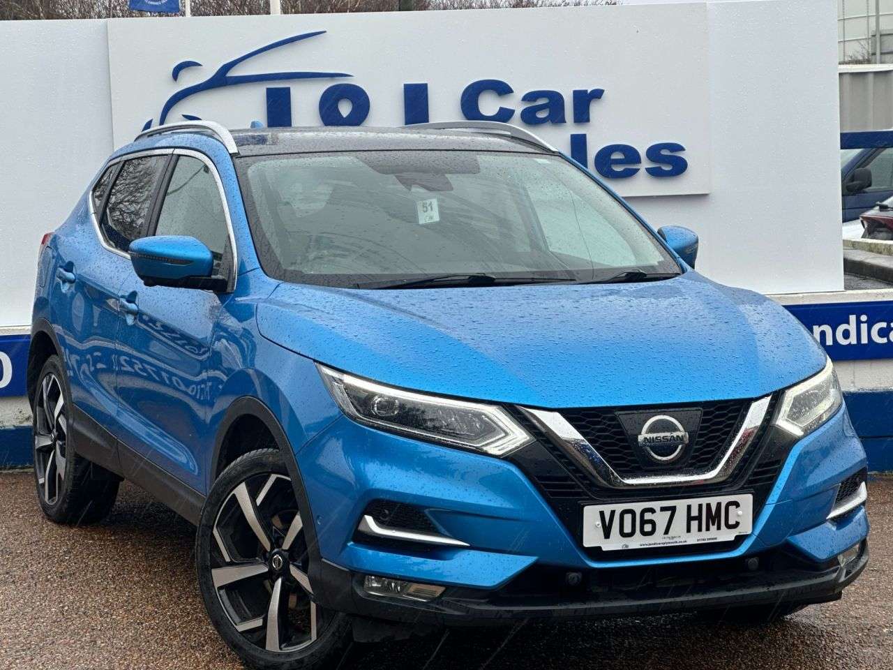A 2017 NISSAN QASHQAI 1.6 dCi Tekna SUV 5dr Diesel Manual 4WD Euro 6 (s/s) (130 ps) GREAT SERVICE A 2017 NISSAN QASHQAI 1.6 dCi Tekna SUV 5dr Diesel Manual 4WD Euro 6 (s/s) (130 ps) GREAT SERVICE