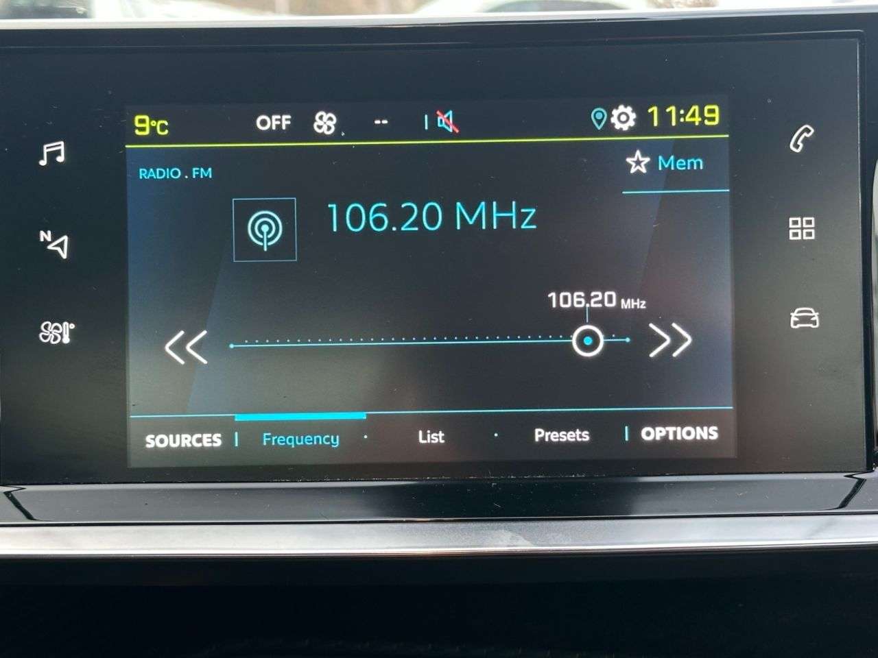 2020 PEUGEOT E-2008 2020 PEUGEOT E-2008