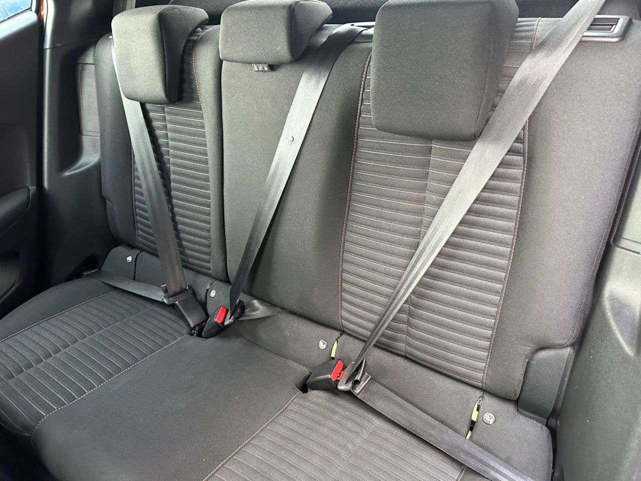 2020 PEUGEOT E-2008 2020 PEUGEOT E-2008