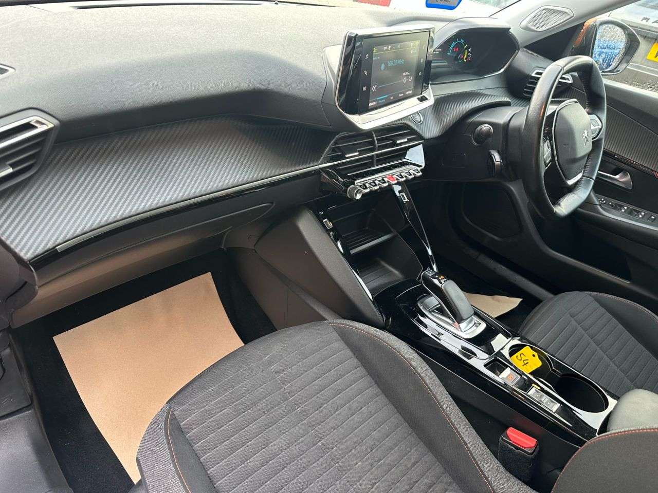 2020 PEUGEOT E-2008 2020 PEUGEOT E-2008