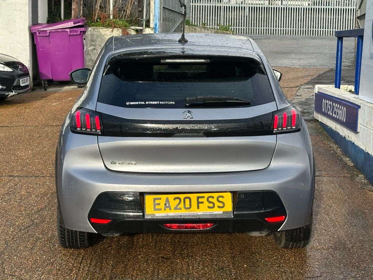 2020 PEUGEOT E-208 2020 PEUGEOT E-208