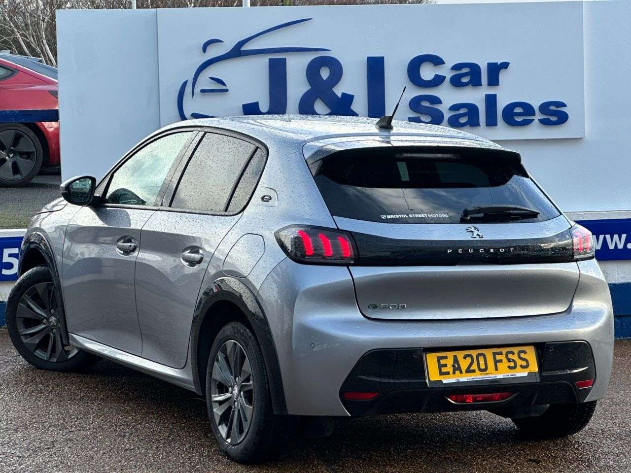 2020 PEUGEOT E-208 2020 PEUGEOT E-208