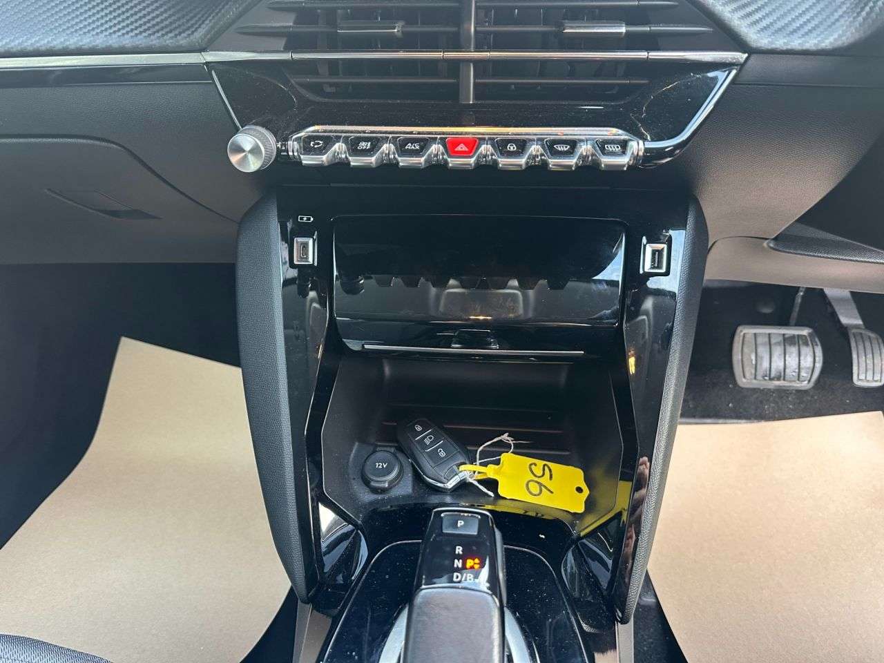 2020 PEUGEOT E-208 2020 PEUGEOT E-208