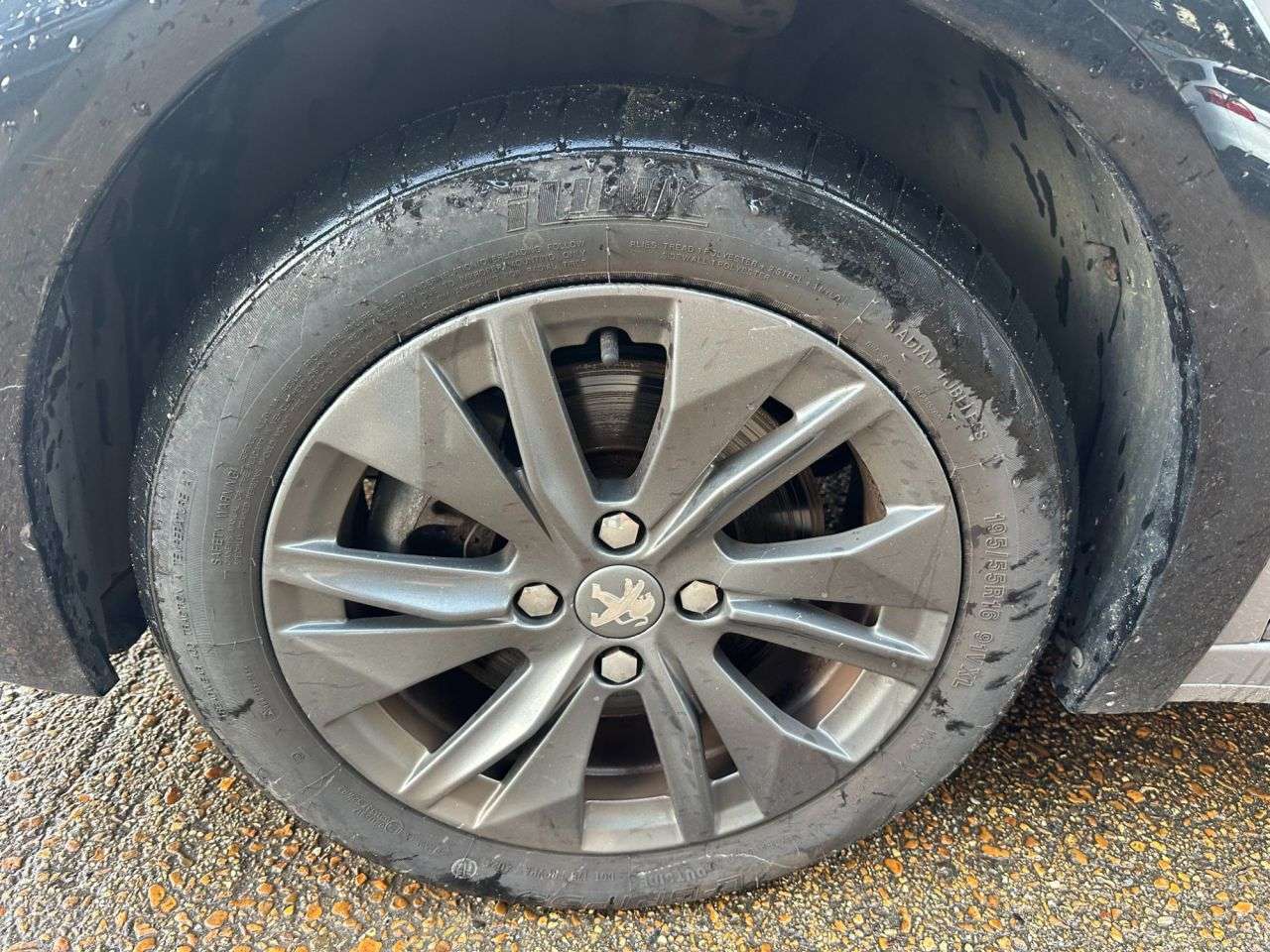 2020 PEUGEOT E-208 2020 PEUGEOT E-208