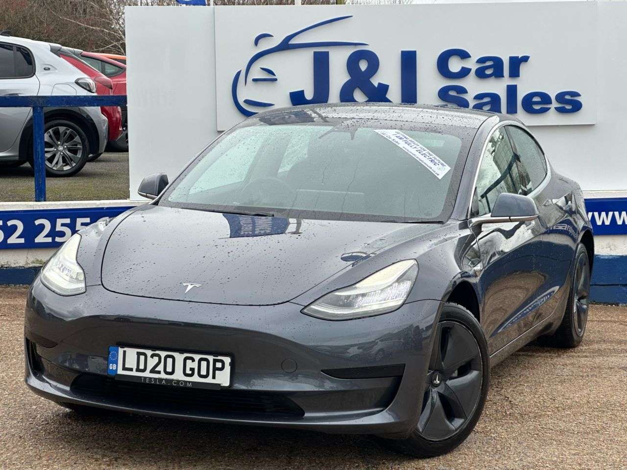A 2020 TESLA MODEL 3 Standard Range Plus Saloon 4dr Electric Auto RWD (241 bhp) A GREAT EXAMPLE A 2020 TESLA MODEL 3 Standard Range Plus Saloon 4dr Electric Auto RWD (241 bhp) A GREAT EXAMPLE