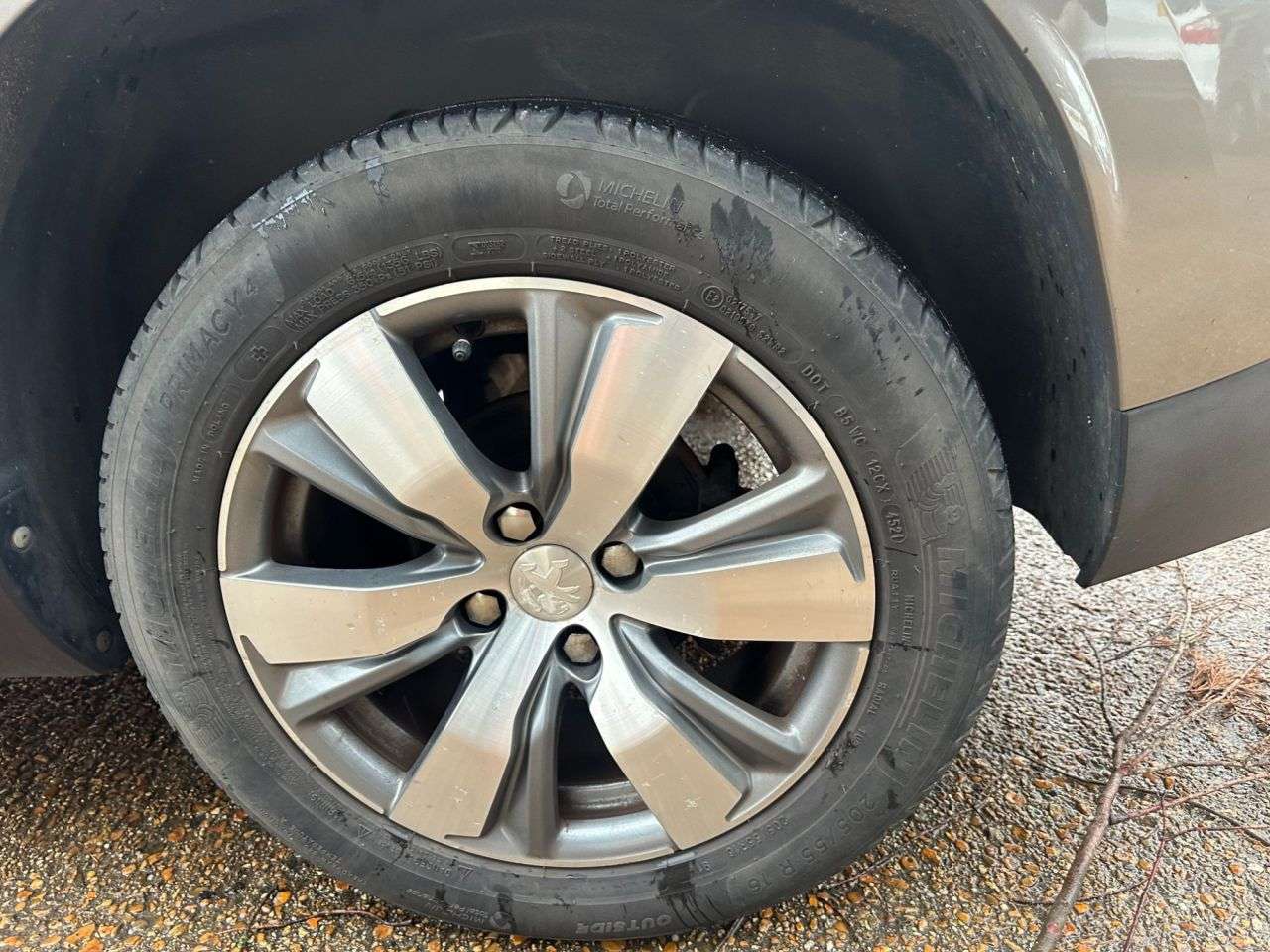 2015 PEUGEOT 2008 2015 PEUGEOT 2008