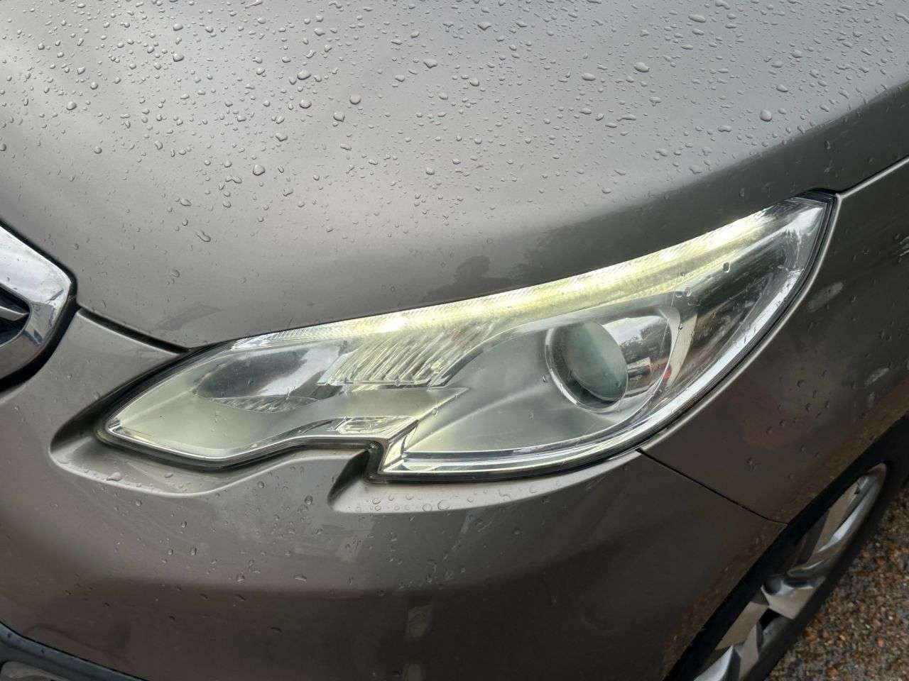 2015 PEUGEOT 2008 2015 PEUGEOT 2008