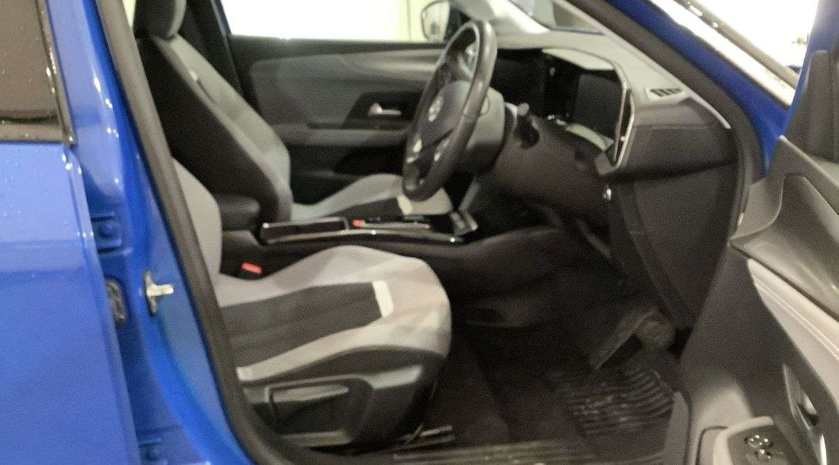 A 2022 VAUXHALL MOKKA ELECTRIC 50kWh Elite Premium SUV 5dr Electric Auto (136 ps) A GREAT EXAMPLE INSIDE A A 2022 VAUXHALL MOKKA ELECTRIC 50kWh Elite Premium SUV 5dr Electric Auto (136 ps) A GREAT EXAMPLE INSIDE A