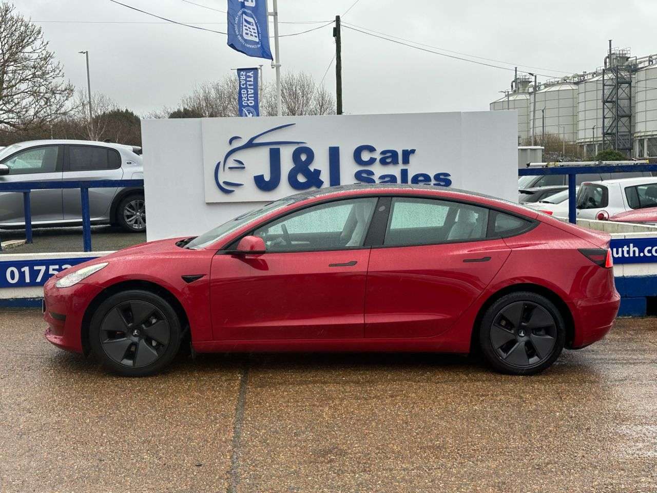 A 2021 TESLA MODEL 3 Standard Range Plus Saloon 4dr Electric Auto RWD (241 bhp) A GREAT EXAMPLE A 2021 TESLA MODEL 3 Standard Range Plus Saloon 4dr Electric Auto RWD (241 bhp) A GREAT EXAMPLE