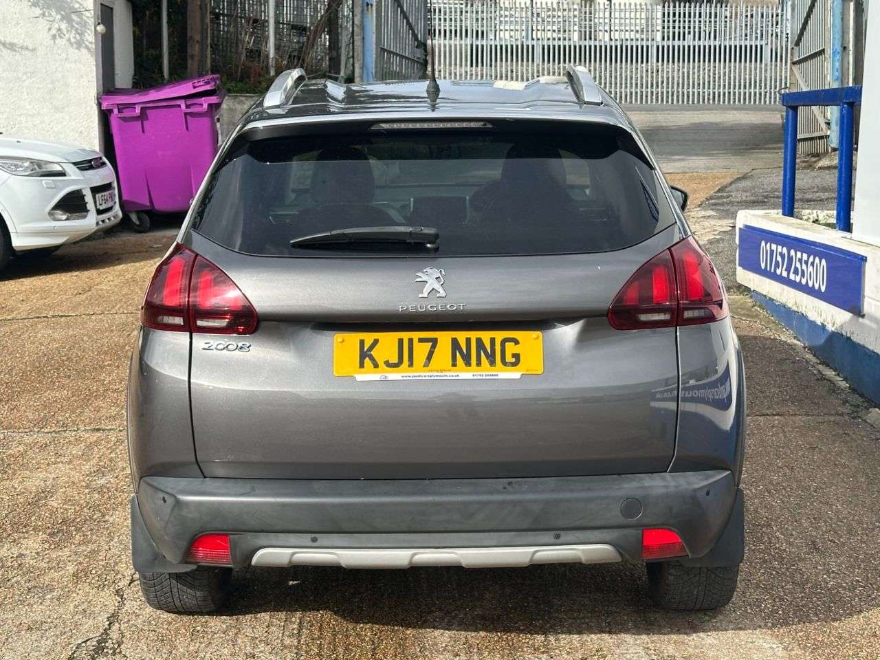 2017 PEUGEOT 2008 2017 PEUGEOT 2008