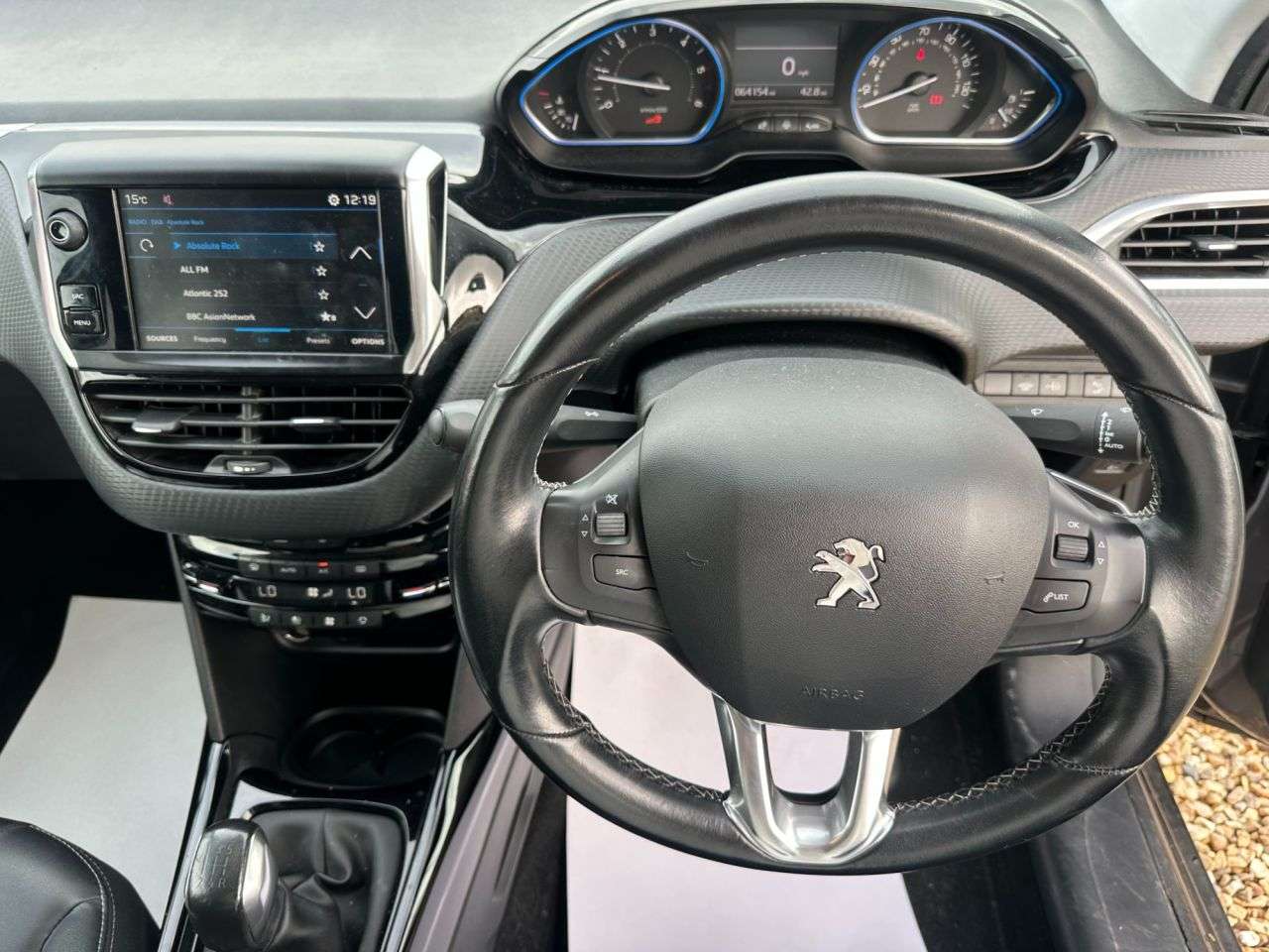 2017 PEUGEOT 2008 2017 PEUGEOT 2008