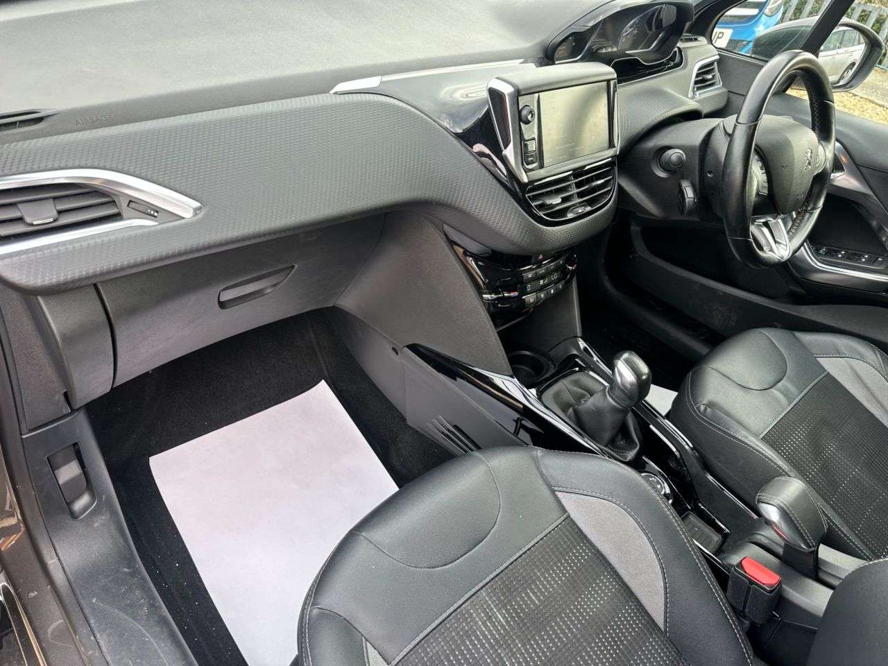 2017 PEUGEOT 2008 2017 PEUGEOT 2008