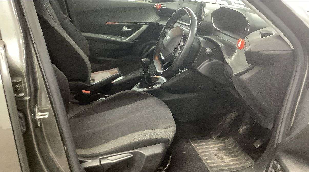 A 2020 PEUGEOT 2008 1.2 PureTech Active SUV 5dr Petrol Manual Euro 6 (s/s) (100 ps) GREAT SERVI A 2020 PEUGEOT 2008 1.2 PureTech Active SUV 5dr Petrol Manual Euro 6 (s/s) (100 ps) GREAT SERVI