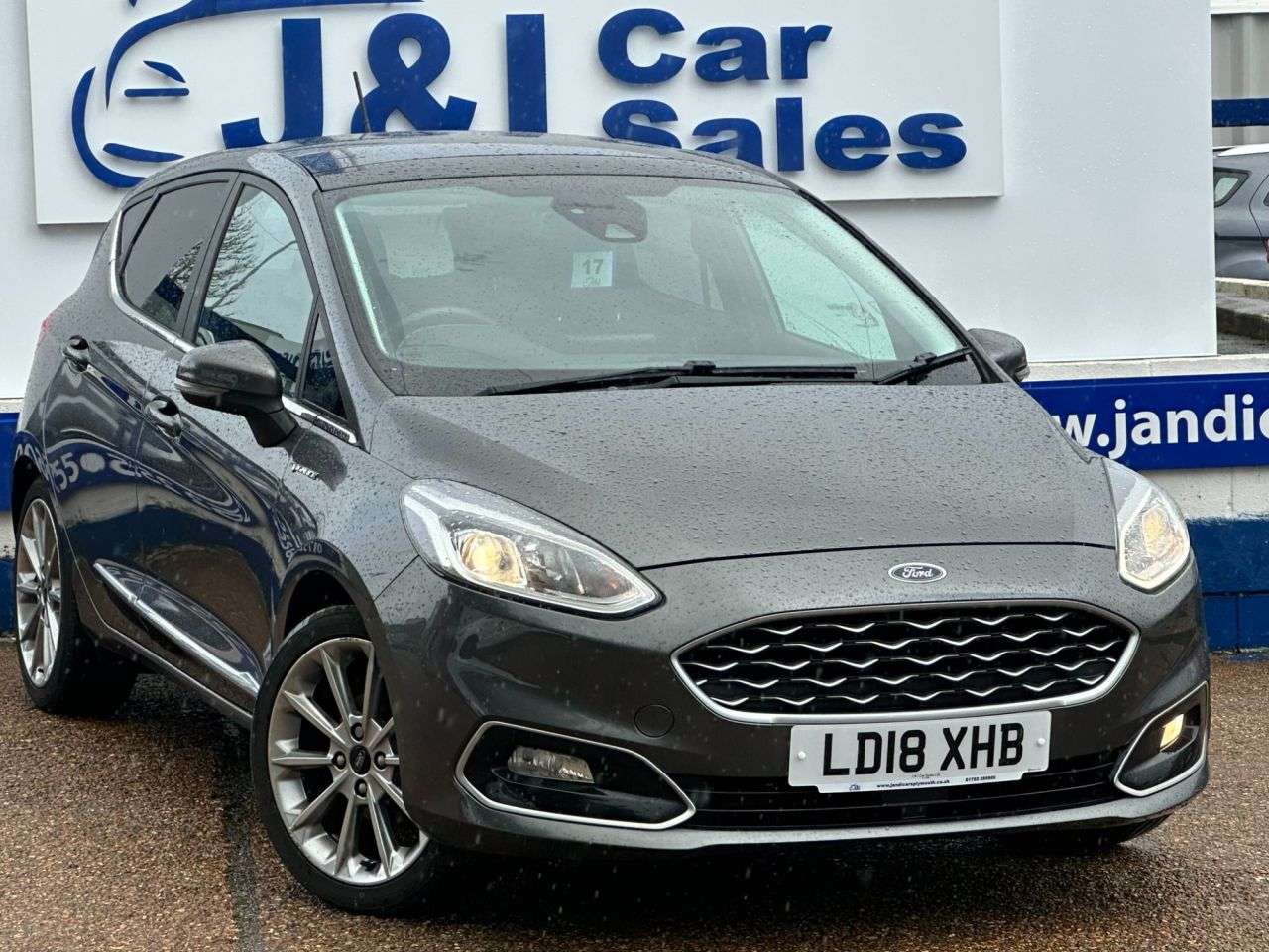 A 2018 FORD FIESTA 1.0T EcoBoost Vignale Hatchback 5dr Petrol Manual Euro 6 (s/s) (140 ps) GRE A 2018 FORD FIESTA 1.0T EcoBoost Vignale Hatchback 5dr Petrol Manual Euro 6 (s/s) (140 ps) GRE