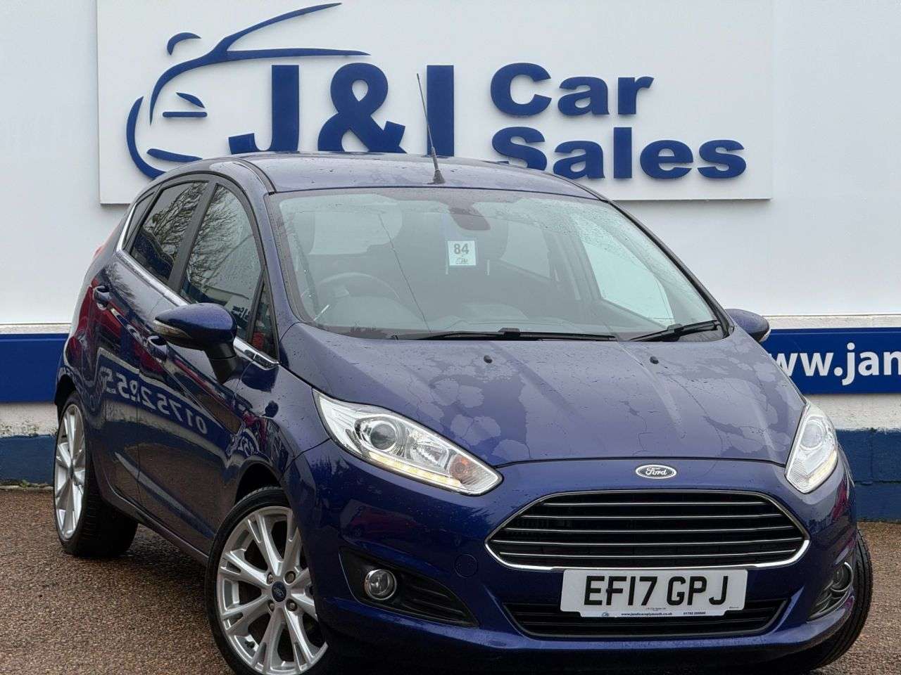 A 2017 FORD FIESTA 1.0T EcoBoost Titanium Hatchback 5dr Petrol Manual Euro 6 (s/s) (100 ps) GR A 2017 FORD FIESTA 1.0T EcoBoost Titanium Hatchback 5dr Petrol Manual Euro 6 (s/s) (100 ps) GR