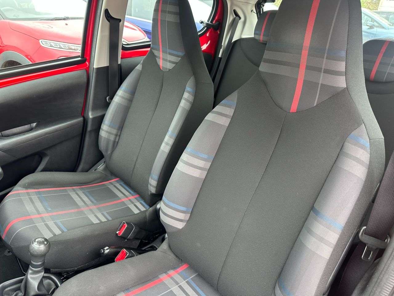 2016 PEUGEOT 108 2016 PEUGEOT 108