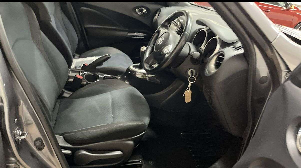 A 2014 NISSAN JUKE 1.6 n-tec SUV 5dr Petrol Manual Euro 5 (17in Alloy) (117 ps) GREAT SERVICE A 2014 NISSAN JUKE 1.6 n-tec SUV 5dr Petrol Manual Euro 5 (17in Alloy) (117 ps) GREAT SERVICE