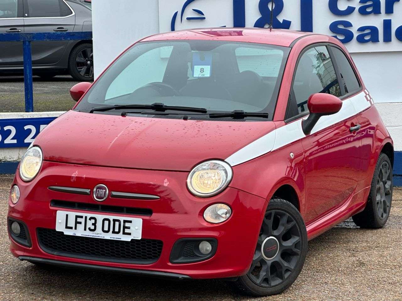 A 2013 FIAT 500 1.2 S Hatchback 3dr Petrol Manual Euro 5 (s/s) (69 bhp) GREAT SERVICE HISTO A 2013 FIAT 500 1.2 S Hatchback 3dr Petrol Manual Euro 5 (s/s) (69 bhp) GREAT SERVICE HISTO