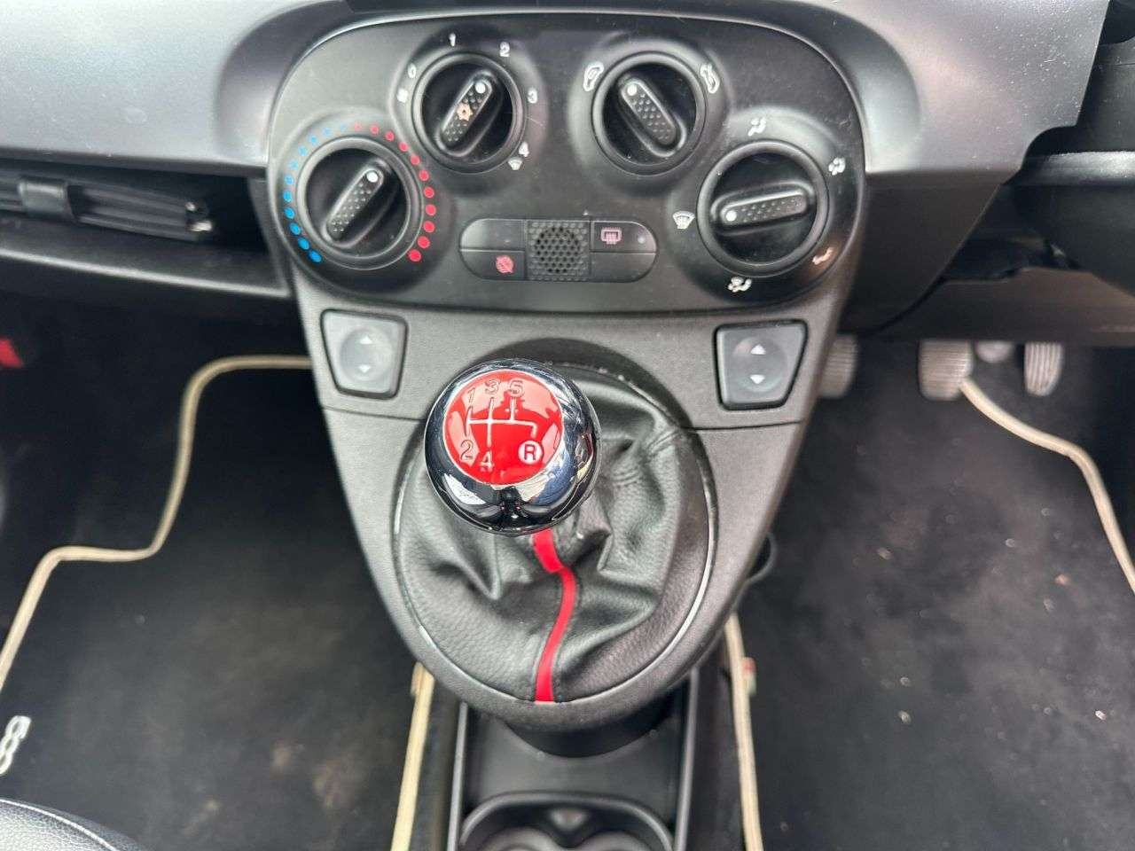 2013 FIAT 500 2013 FIAT 500