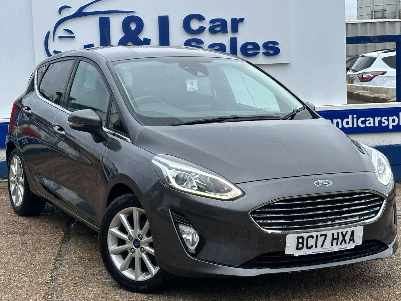 A 2017 FORD FIESTA 1.0T EcoBoost Titanium Hatchback 5dr Petrol Manual Euro 6 (s/s) (125 ps) GR A 2017 FORD FIESTA 1.0T EcoBoost Titanium Hatchback 5dr Petrol Manual Euro 6 (s/s) (125 ps) GR