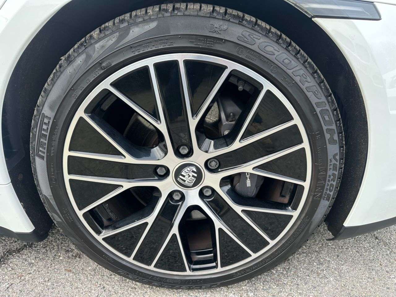 2021 PORSCHE TAYCAN 2021 PORSCHE TAYCAN