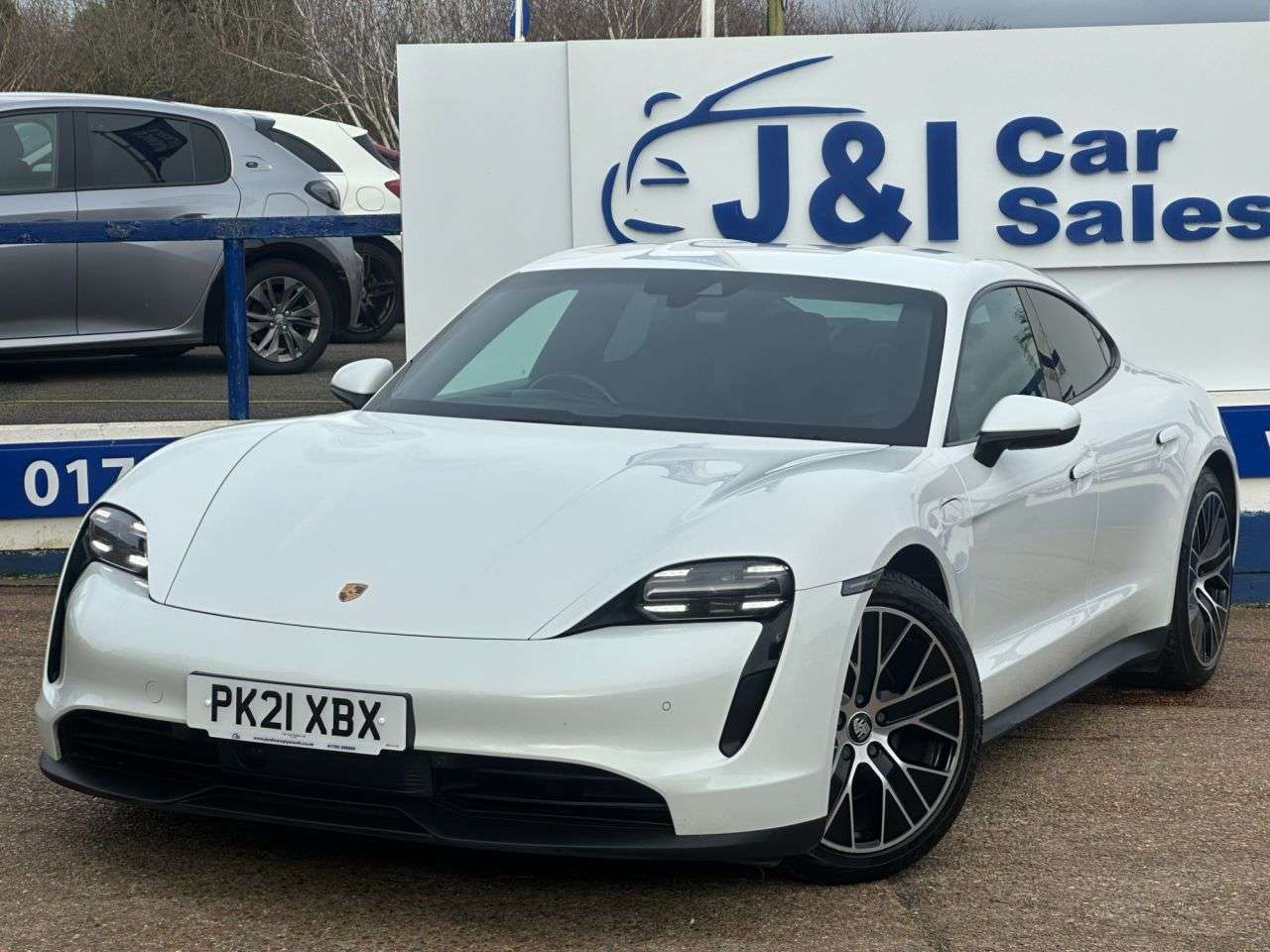 A 2021 PORSCHE TAYCAN Performance Plus 93.4kWh Saloon 4dr Electric Auto RWD (476 ps) A GREAT EXAM A 2021 PORSCHE TAYCAN Performance Plus 93.4kWh Saloon 4dr Electric Auto RWD (476 ps) A GREAT EXAM