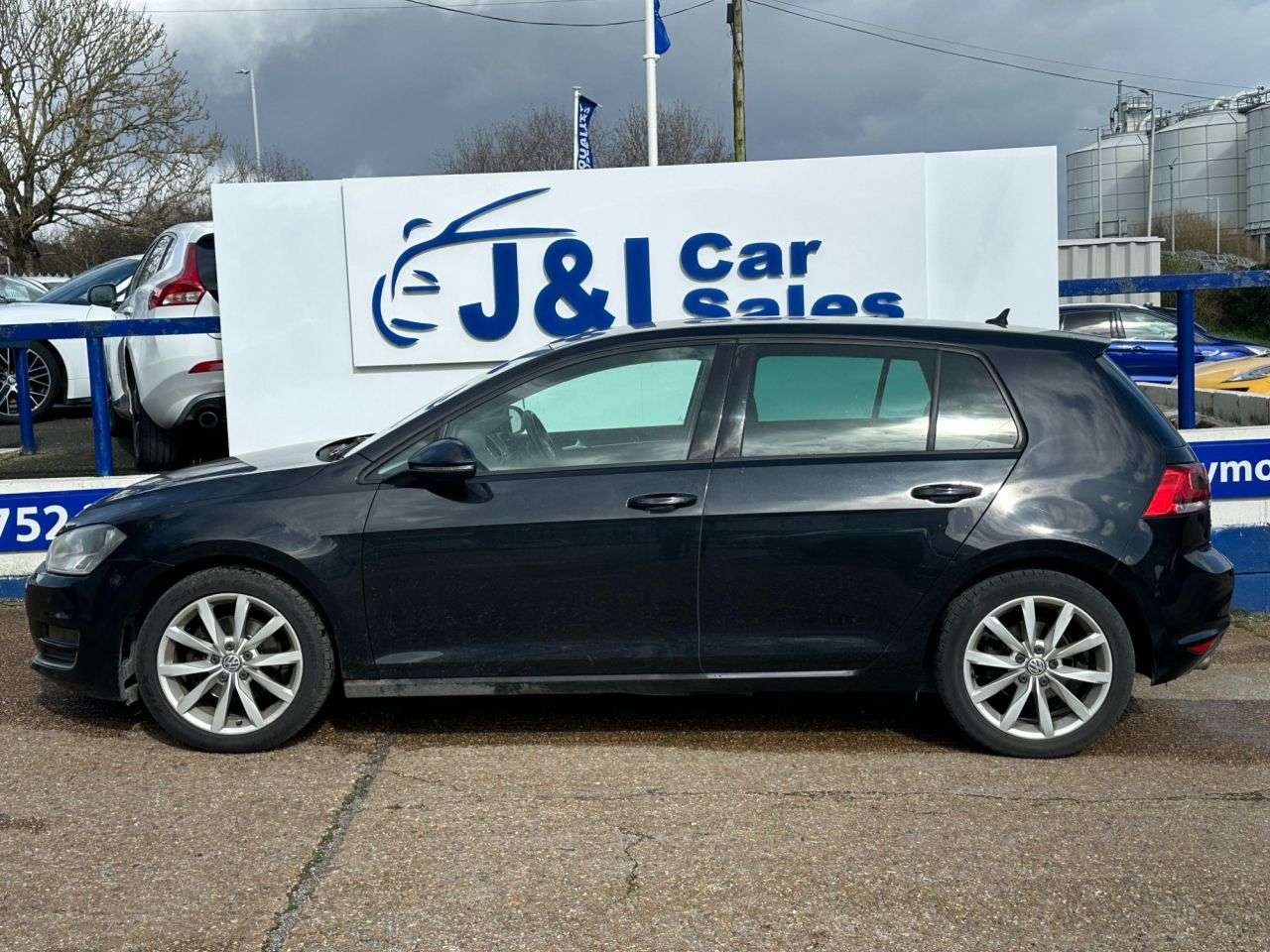 A 2014 VOLKSWAGEN GOLF 1.4 TSI BlueMotion Tech ACT GT Hatchback 5dr Petrol Manual Euro 6 (s/s) (15 A 2014 VOLKSWAGEN GOLF 1.4 TSI BlueMotion Tech ACT GT Hatchback 5dr Petrol Manual Euro 6 (s/s) (15