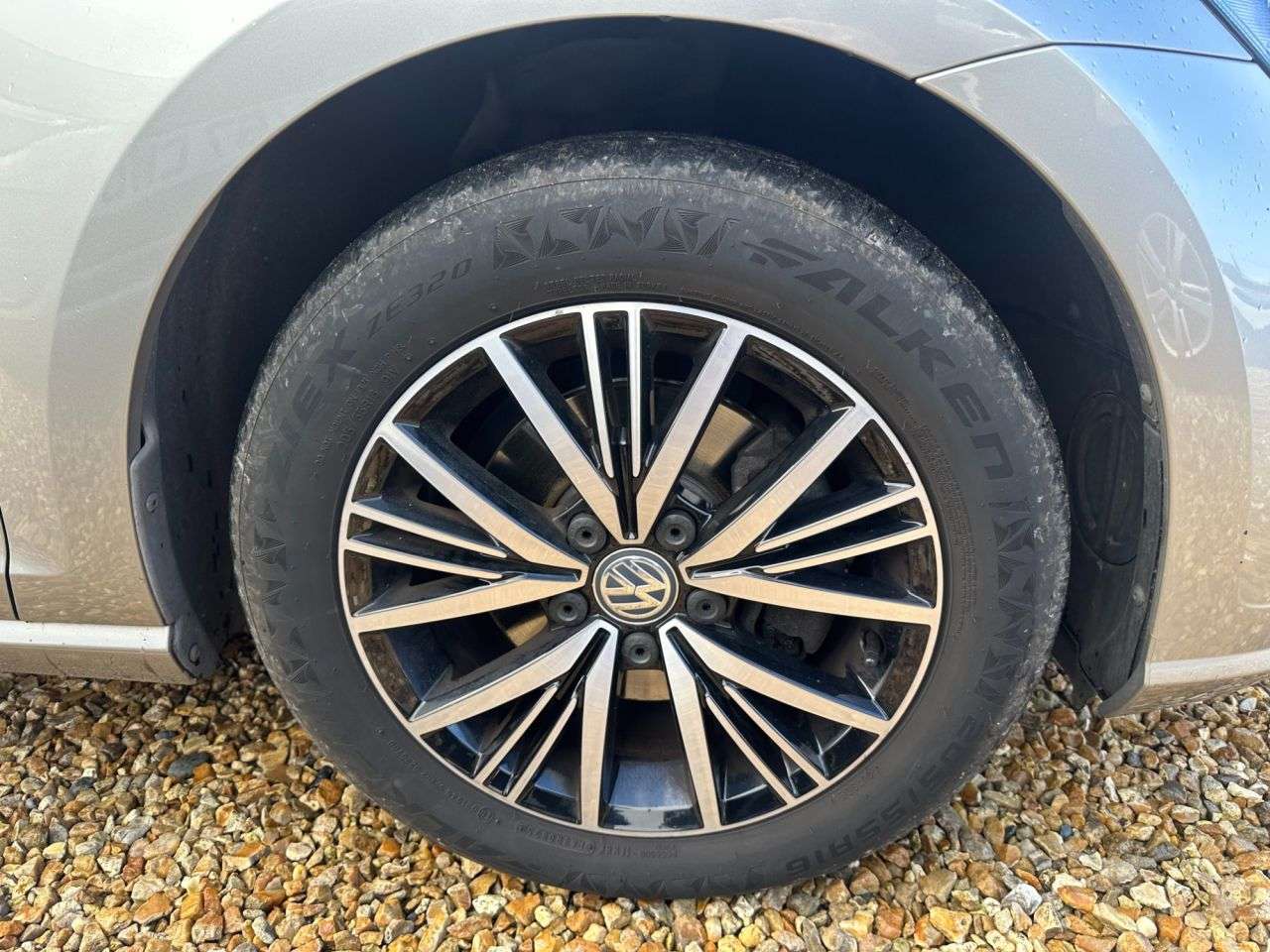 2017 VOLKSWAGEN GOLF 2017 VOLKSWAGEN GOLF