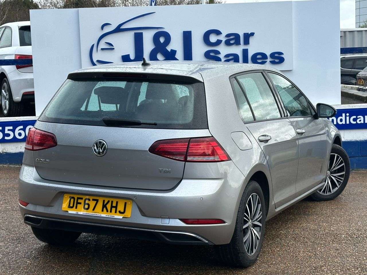 2017 VOLKSWAGEN GOLF 2017 VOLKSWAGEN GOLF