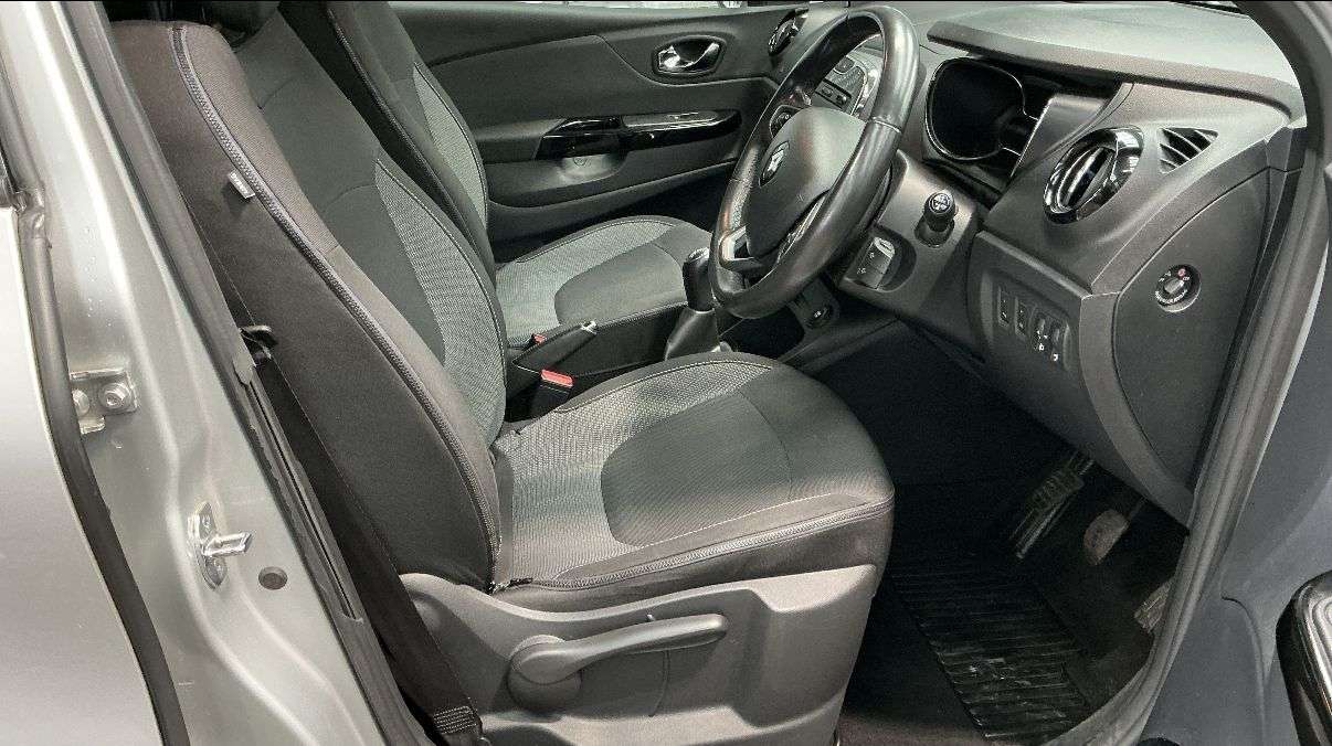 2016 RENAULT CAPTUR 2016 RENAULT CAPTUR