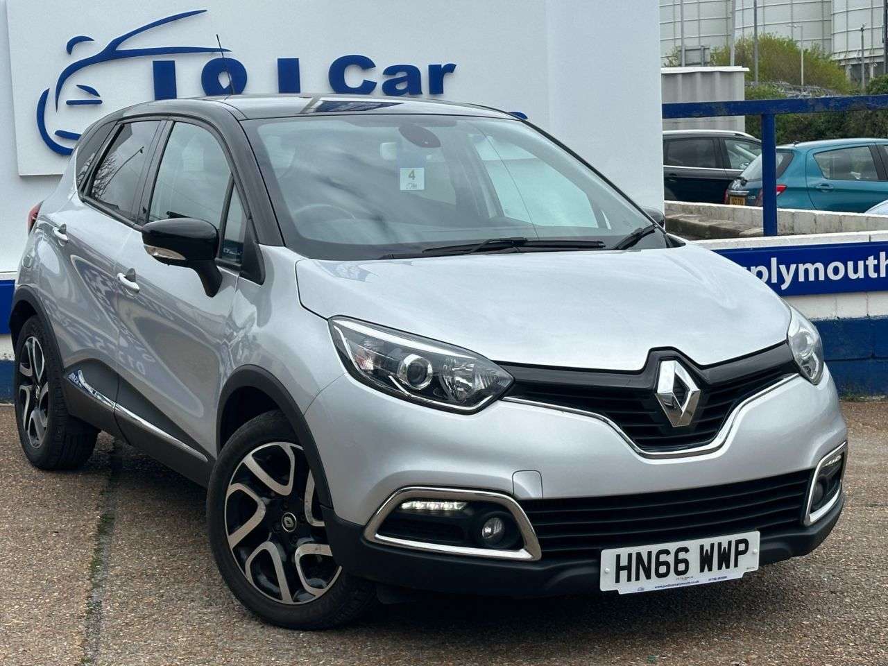 A 2016 RENAULT CAPTUR 1.5 dCi ENERGY Dynamique S Nav SUV 5dr Diesel Manual Euro 6 (s/s) (90 ps) G A 2016 RENAULT CAPTUR 1.5 dCi ENERGY Dynamique S Nav SUV 5dr Diesel Manual Euro 6 (s/s) (90 ps) G