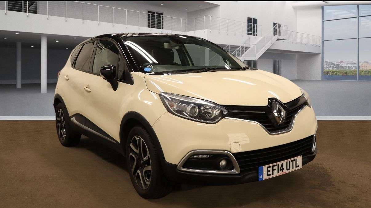 A 2014 RENAULT CAPTUR 0.9 TCe ENERGY Dynamique S MediaNav SUV 5dr Petrol Manual Euro 5 (s/s) (90 A 2014 RENAULT CAPTUR 0.9 TCe ENERGY Dynamique S MediaNav SUV 5dr Petrol Manual Euro 5 (s/s) (90