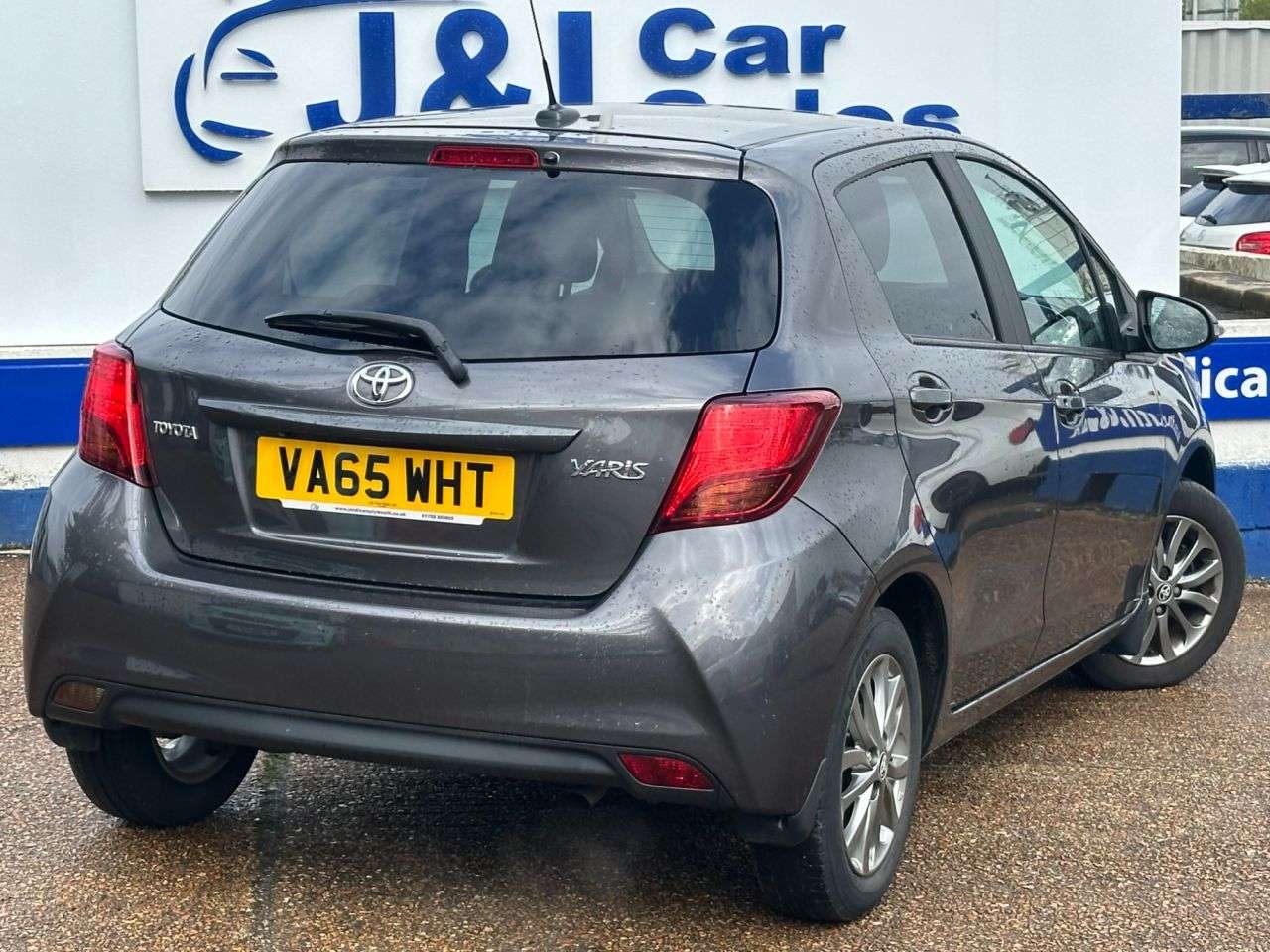 2016 TOYOTA YARIS 2016 TOYOTA YARIS
