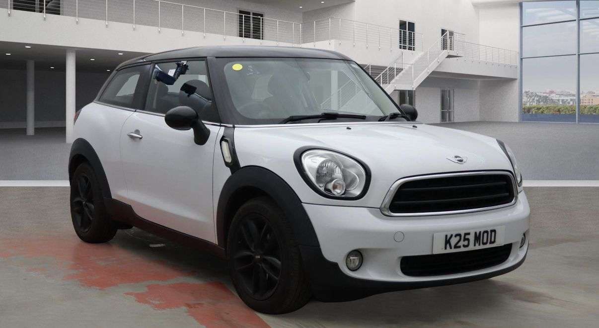 A 2014 MINI COOPER 1.6 Cooper SUV 3dr Petrol Manual Euro 5 (s/s) (122 ps) GREAT SERVICE HISTOR A 2014 MINI COOPER 1.6 Cooper SUV 3dr Petrol Manual Euro 5 (s/s) (122 ps) GREAT SERVICE HISTOR